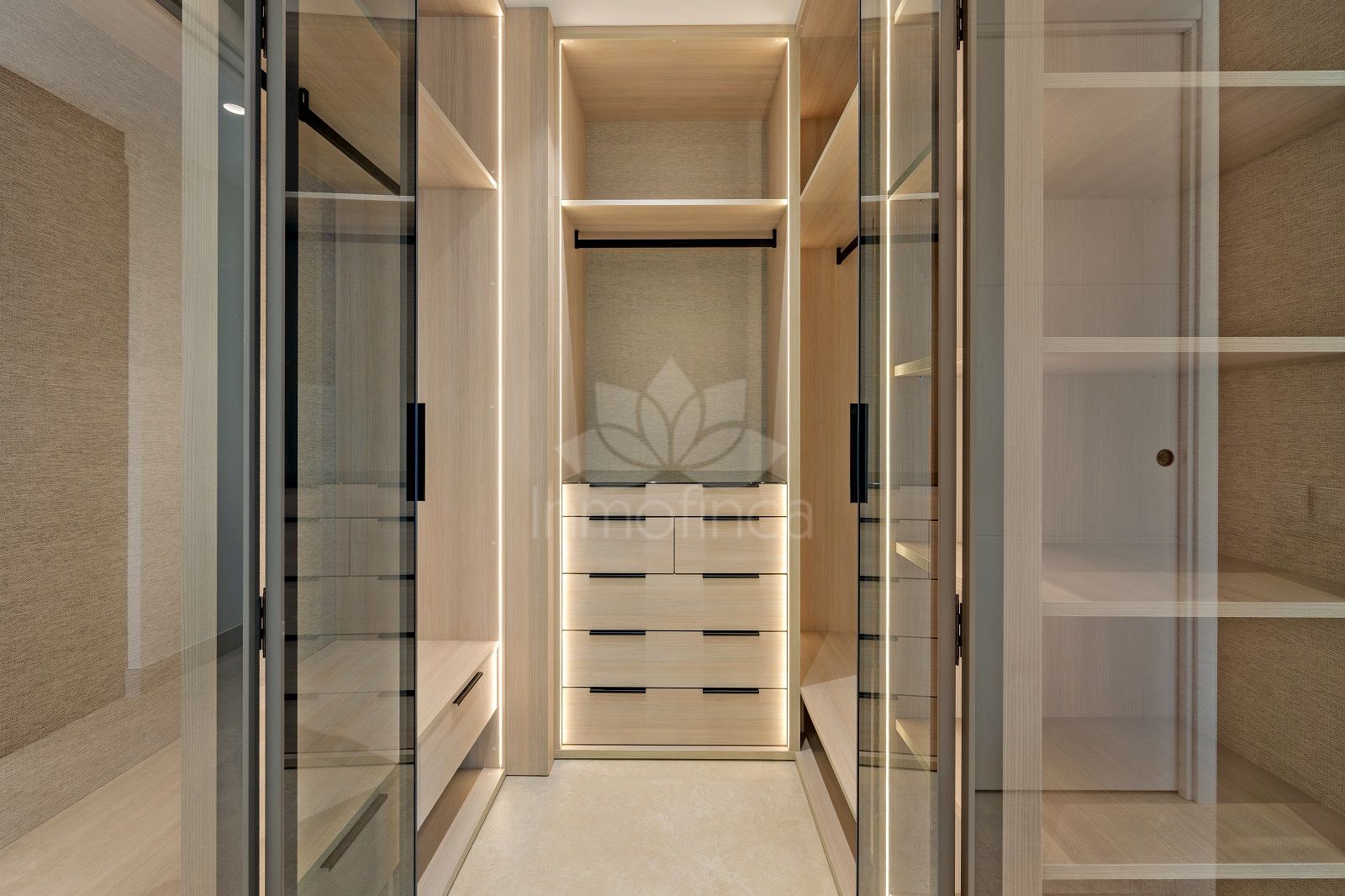 Apartamento Planta Baja en Estepona Este, Estepona