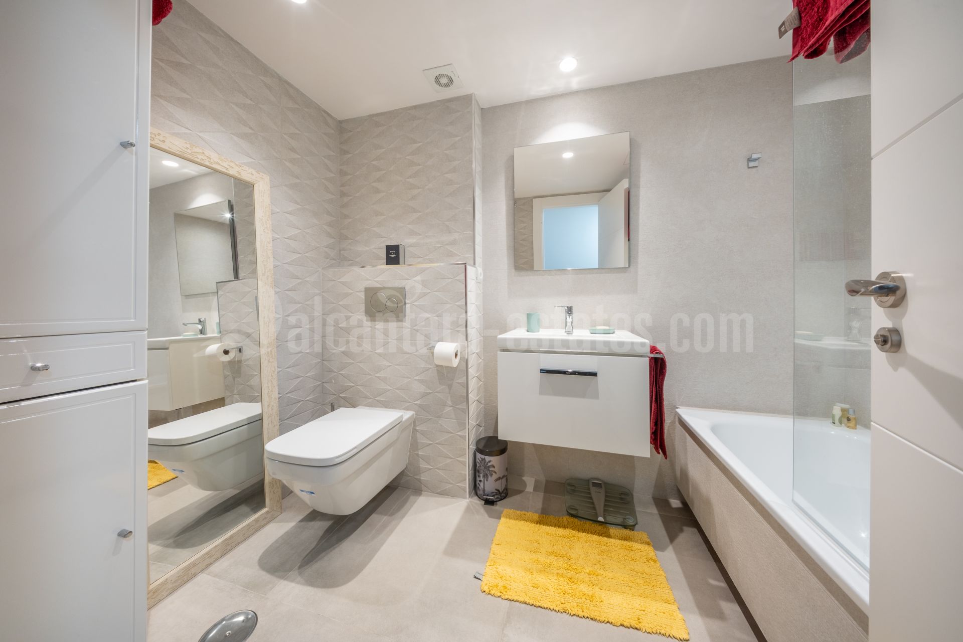 Ground Floor Apartment in Lorcrimar, Marbella