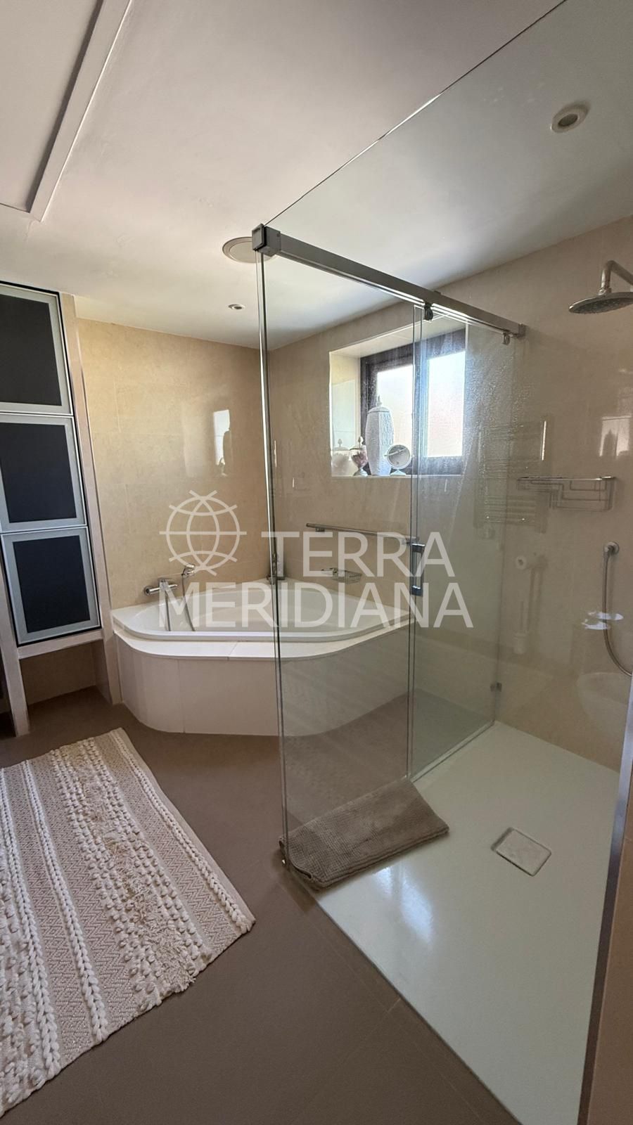 Villa in Los Naranjos, Marbella