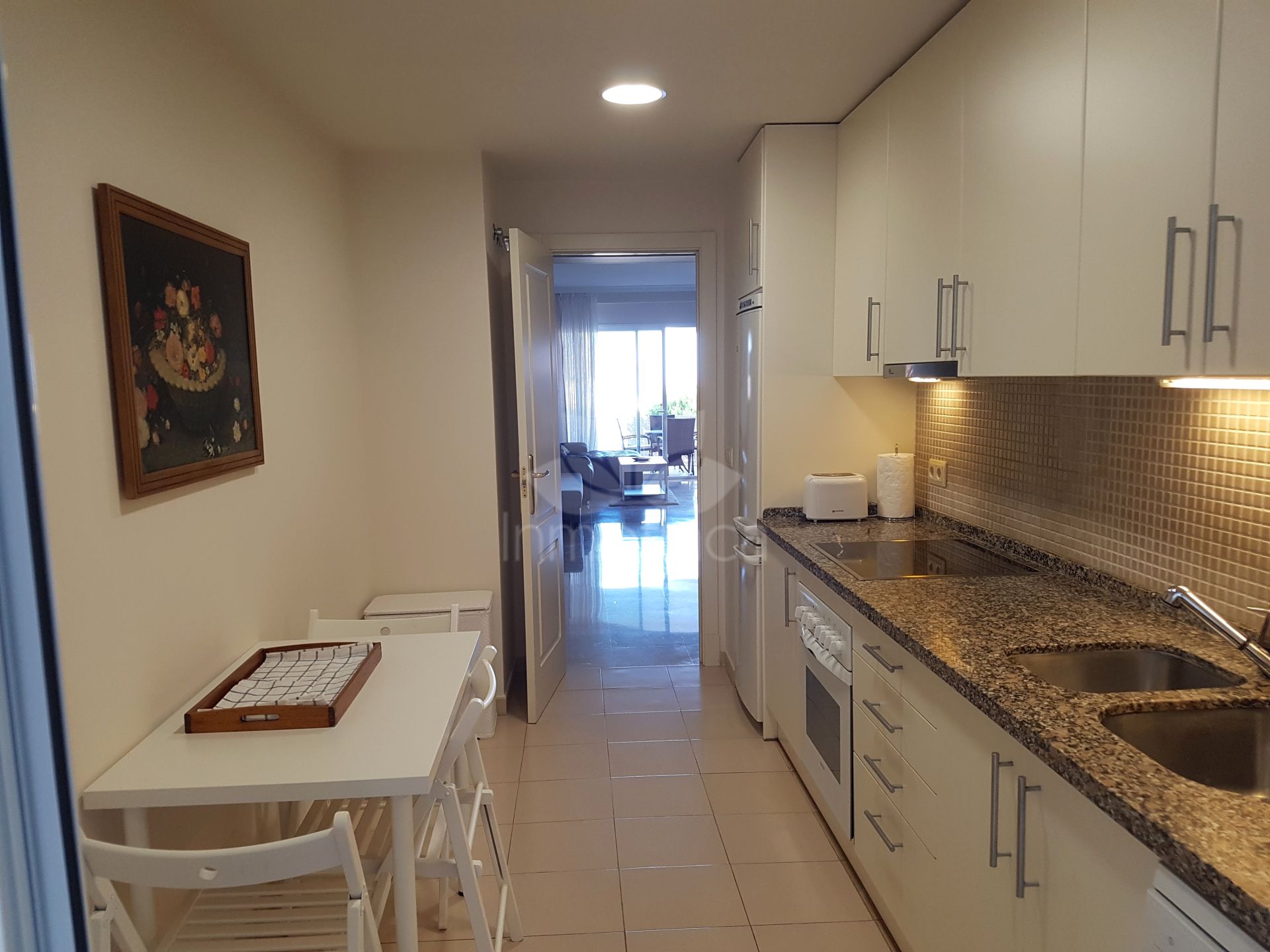 Apartment in Altos de La Quinta, Benahavis