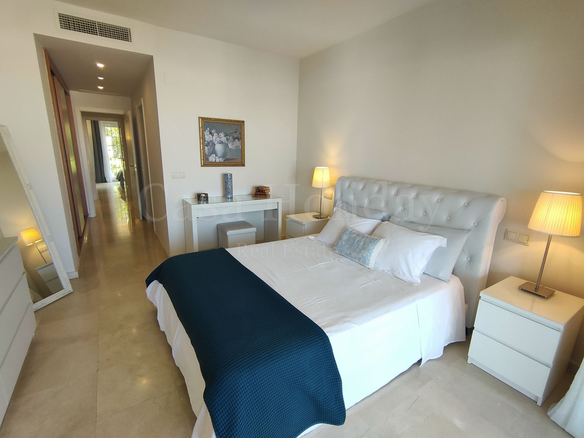 Apartamento en Altos de La Quinta, Benahavis
