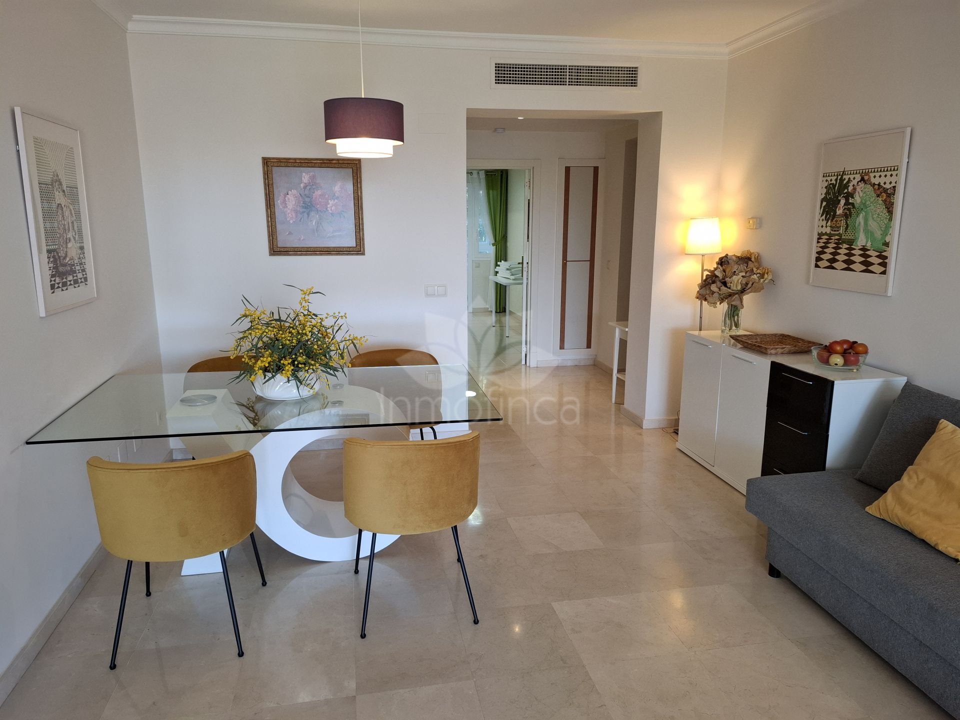 Apartment in Altos de La Quinta, Benahavis