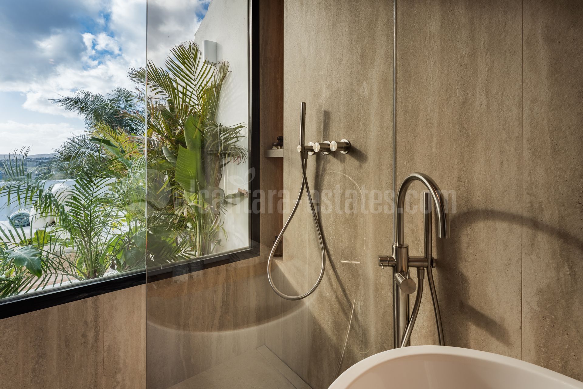 Town House in Altos de Aloha, Marbella