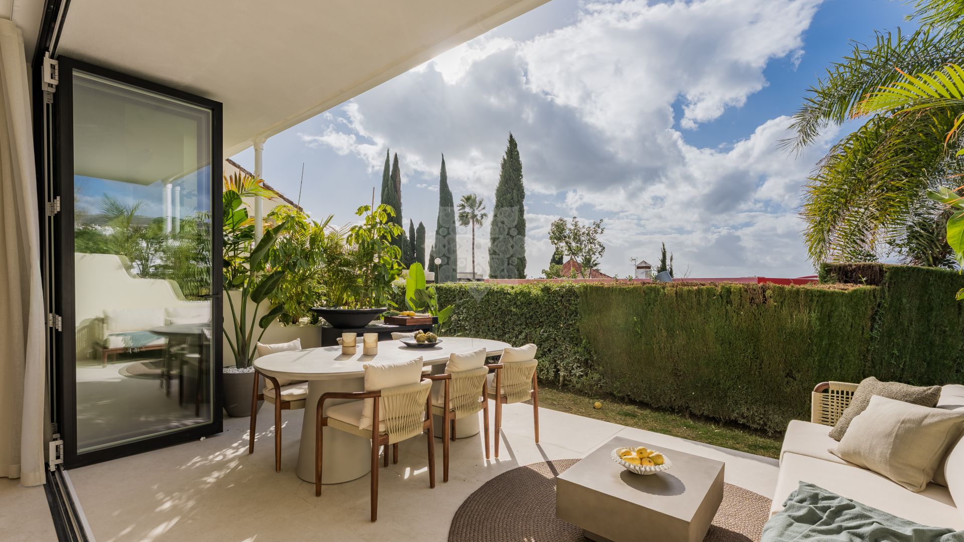 Town House in Altos de Aloha, Marbella