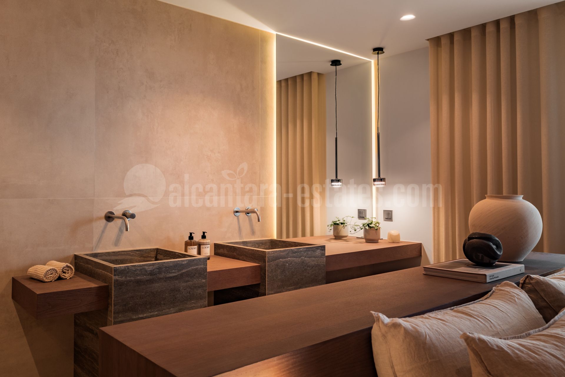 Town House in Altos de Aloha, Marbella