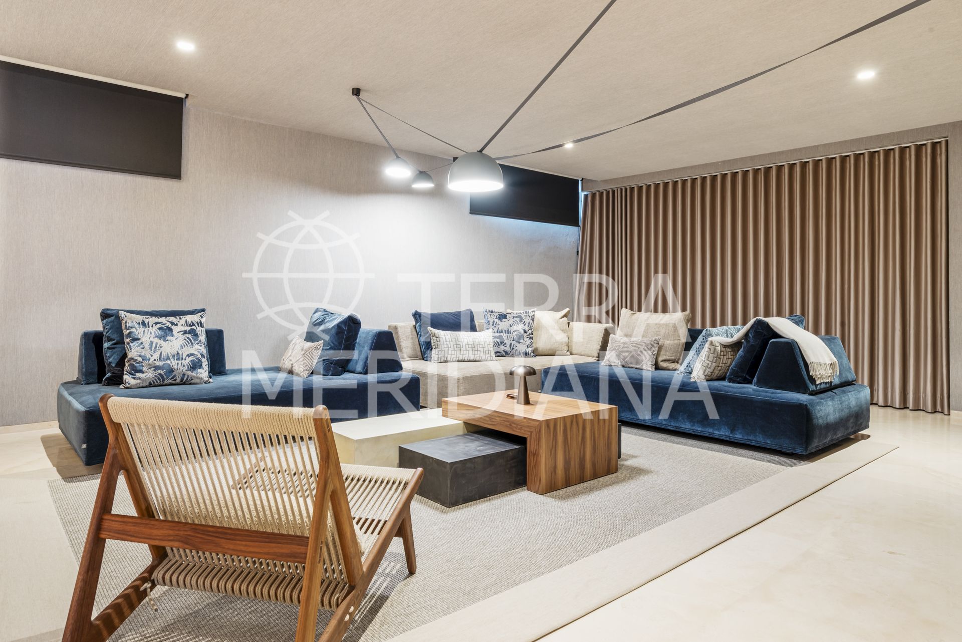 Villa in Los Olivos, Marbella