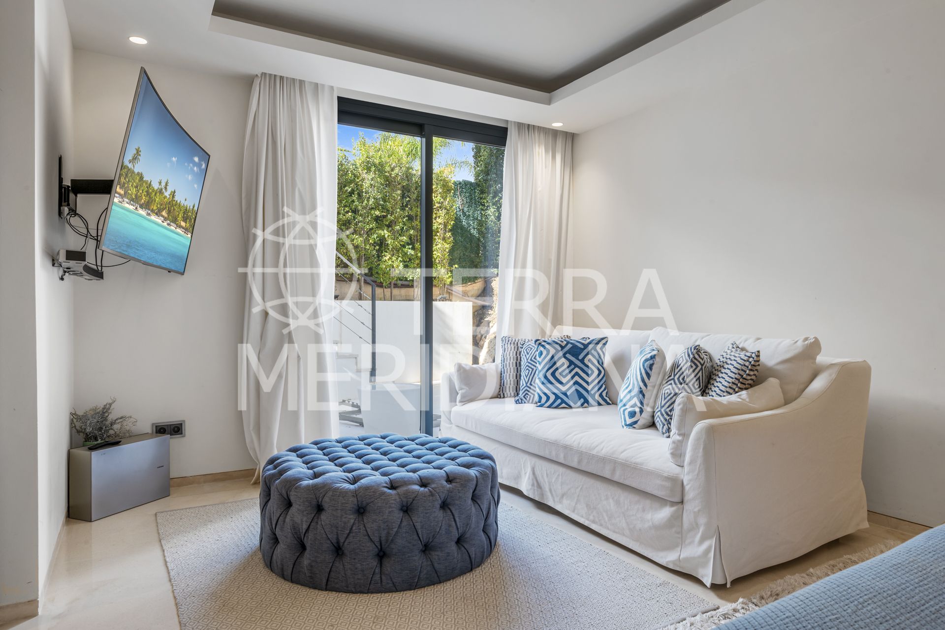 Villa in Los Olivos, Marbella