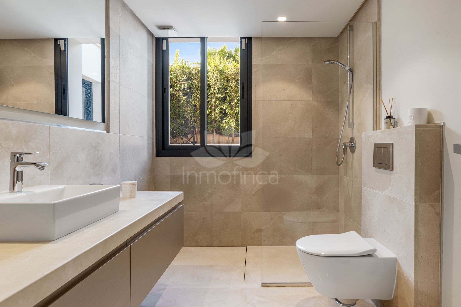 Villa in Los Olivos, Marbella