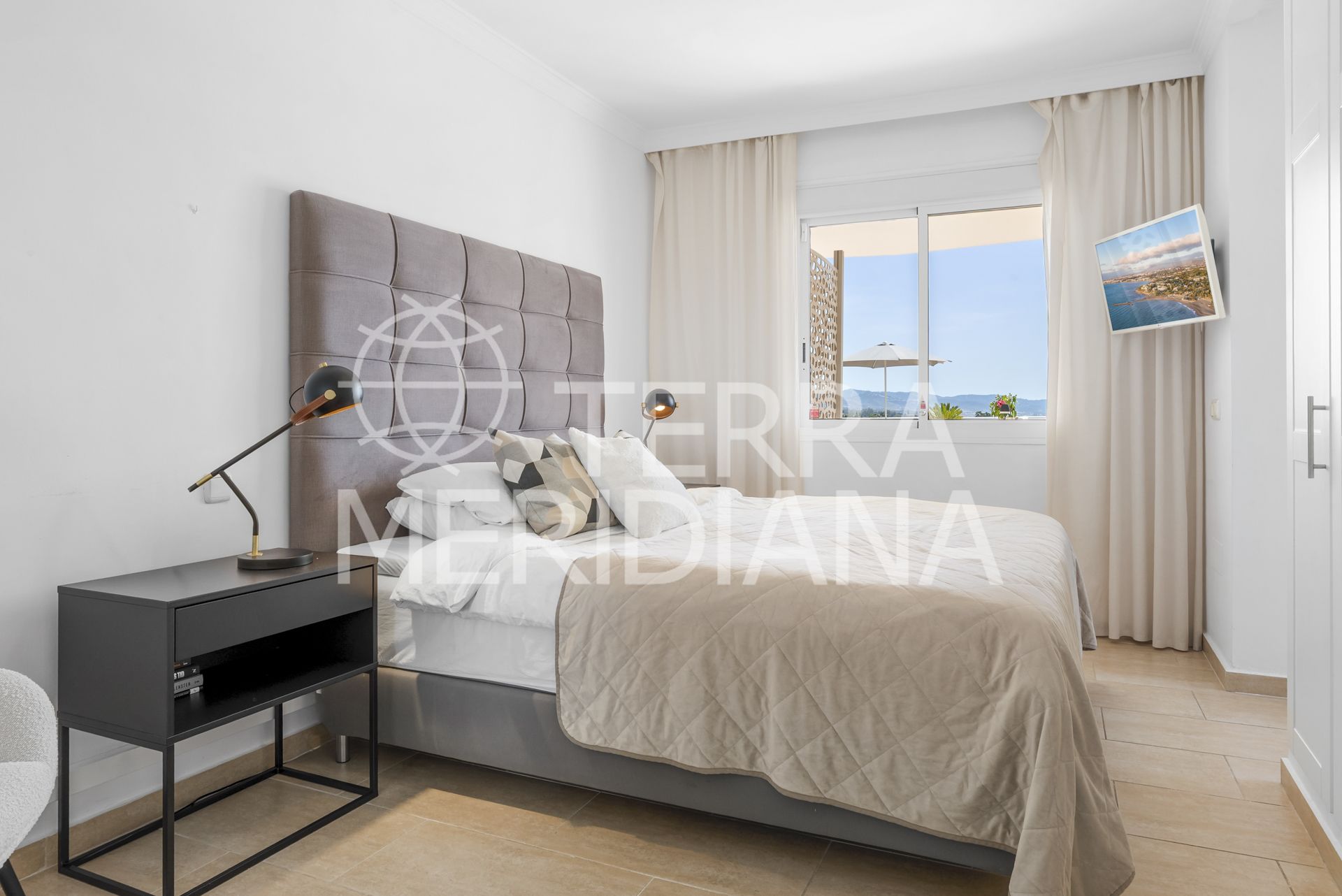 Penthouse in Nueva Andalucia, Marbella