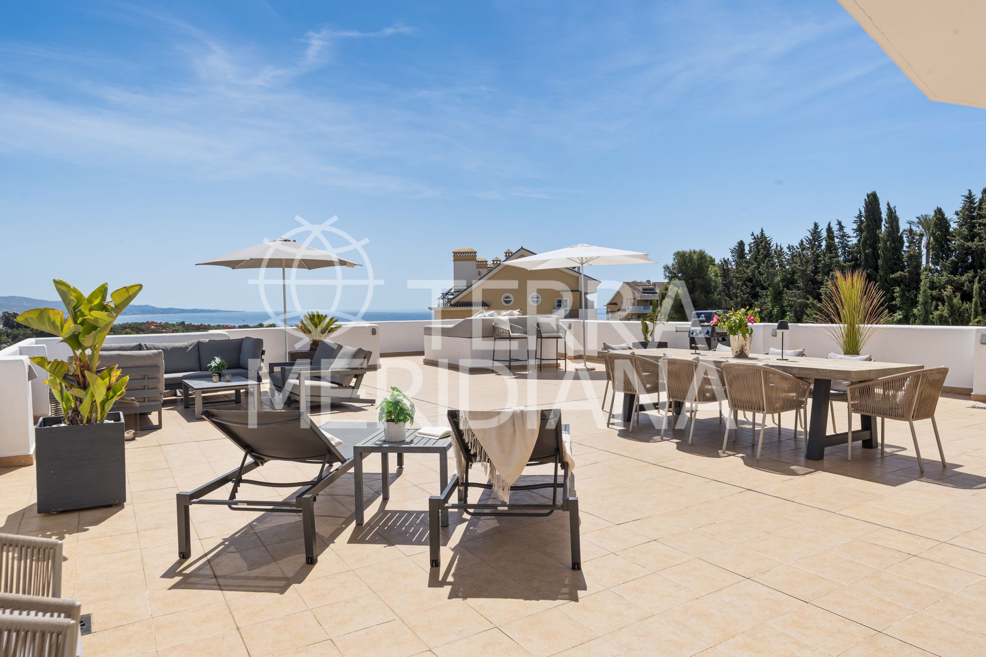 Penthouse in Nueva Andalucia, Marbella