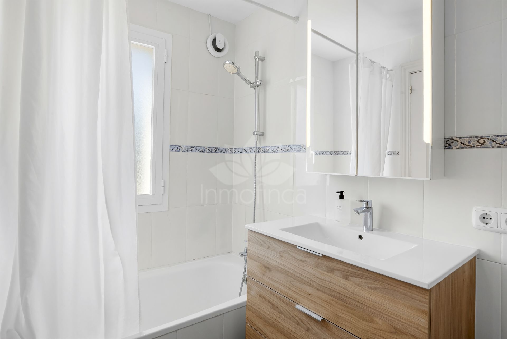 Penthouse in Nueva Andalucia, Marbella