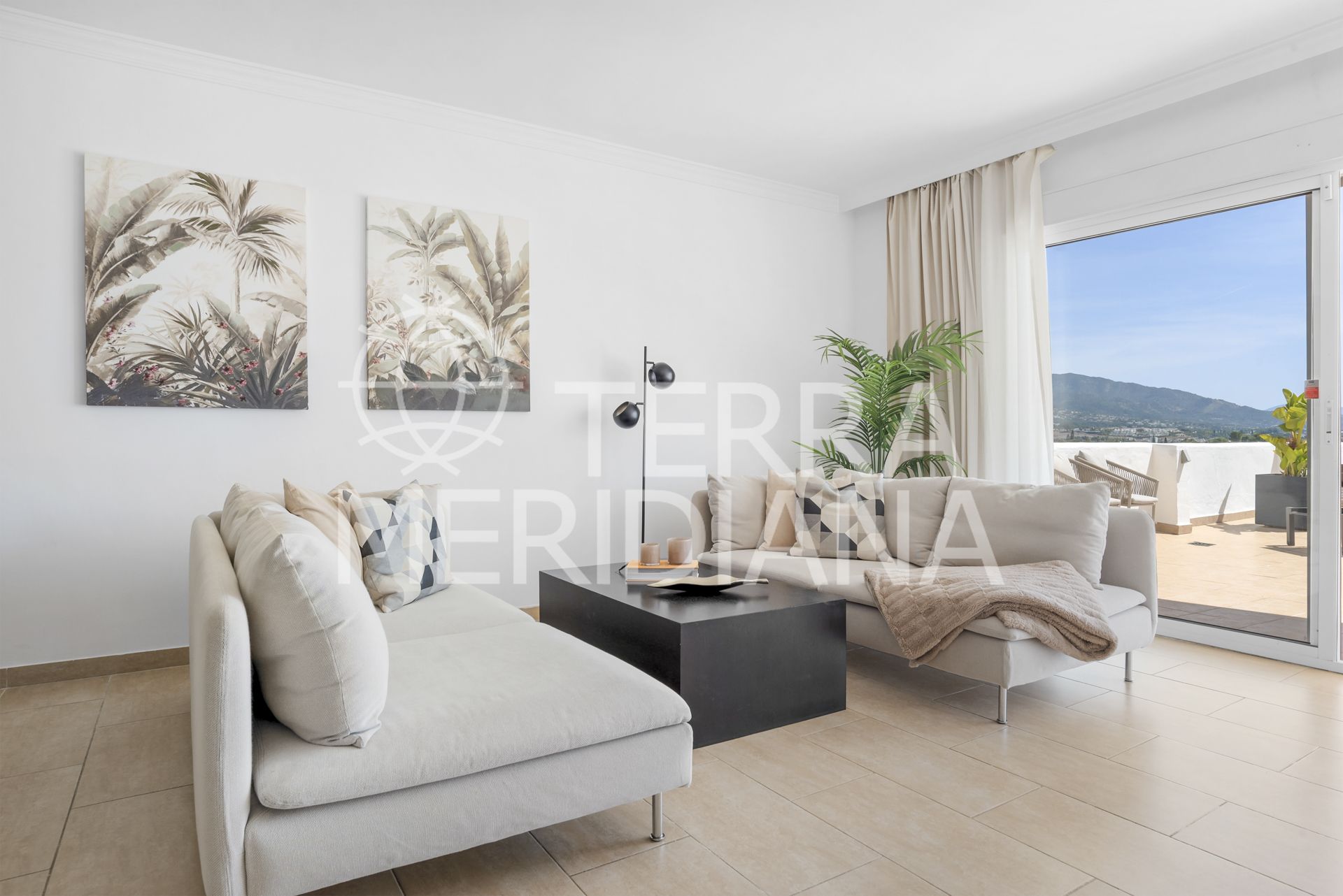 Penthouse in Nueva Andalucia, Marbella