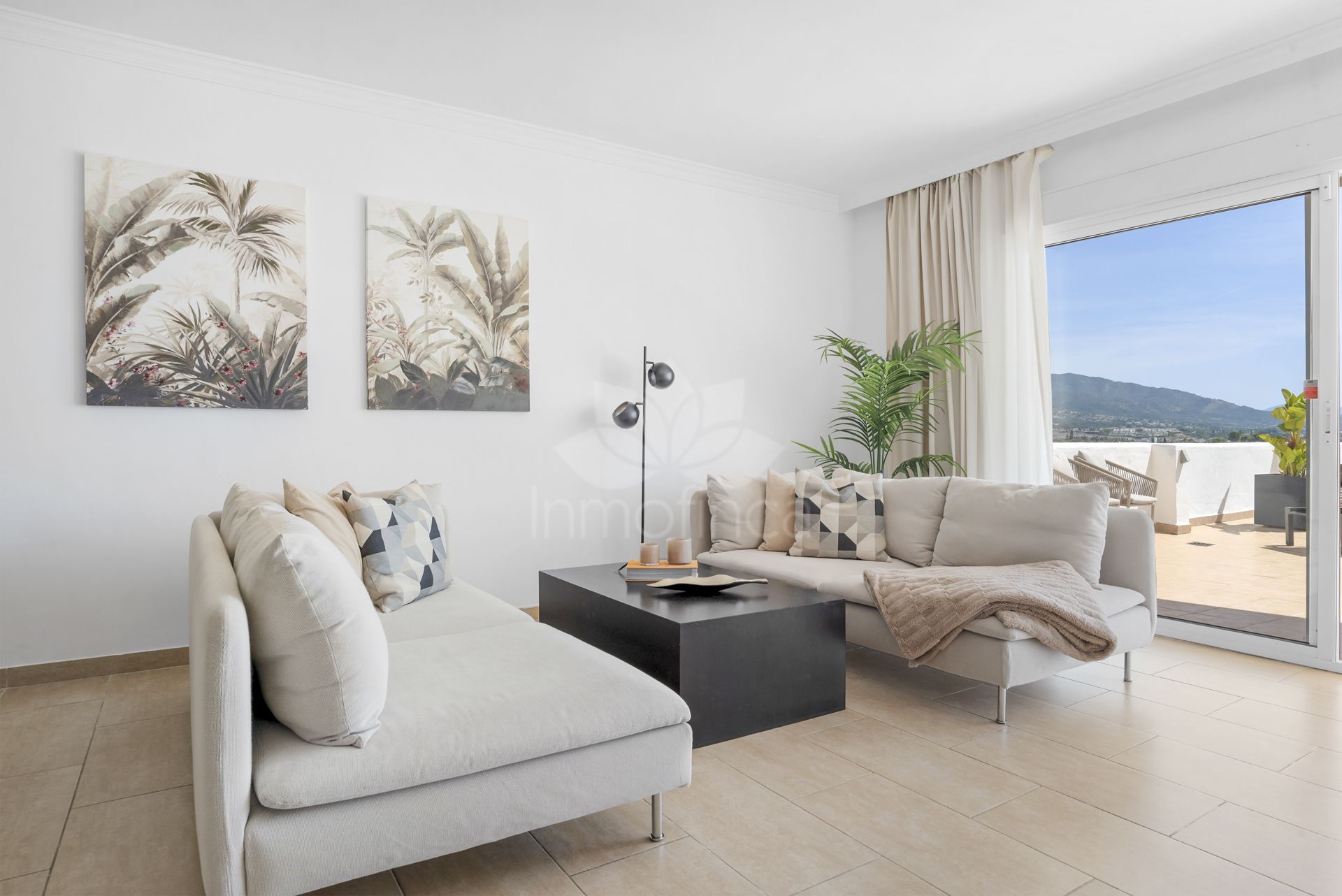 Penthouse in Nueva Andalucia, Marbella