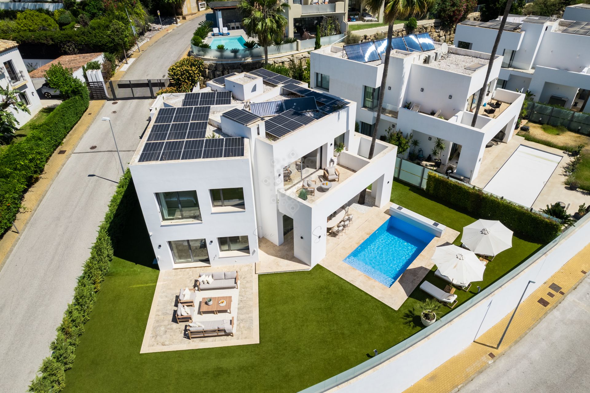 Villa in Atalaya Fairways, Benahavis