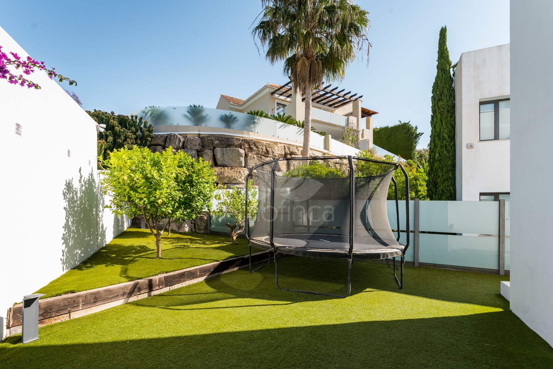 Villa in Atalaya Fairways, Benahavis