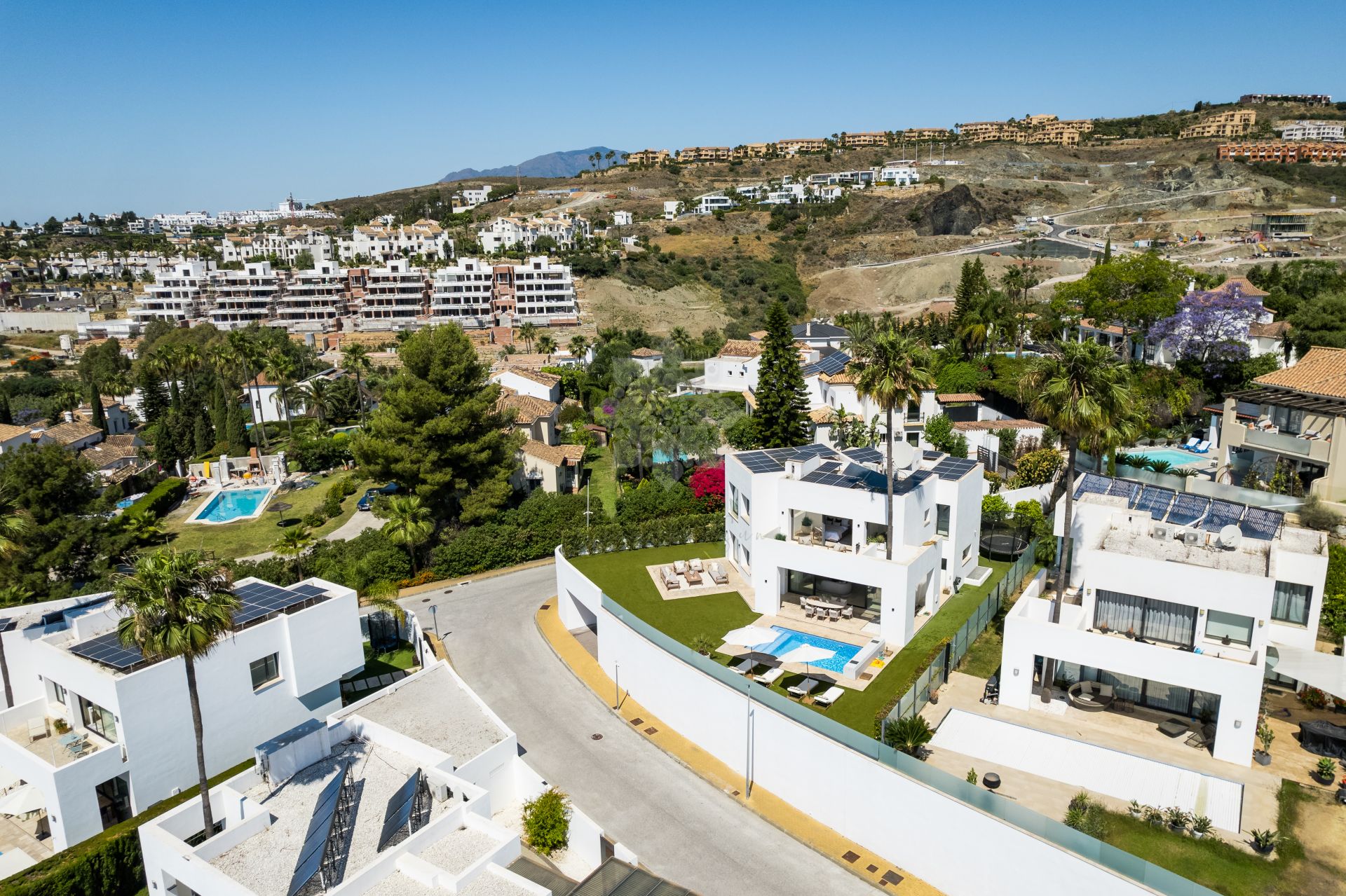 Villa in Atalaya Fairways, Benahavis