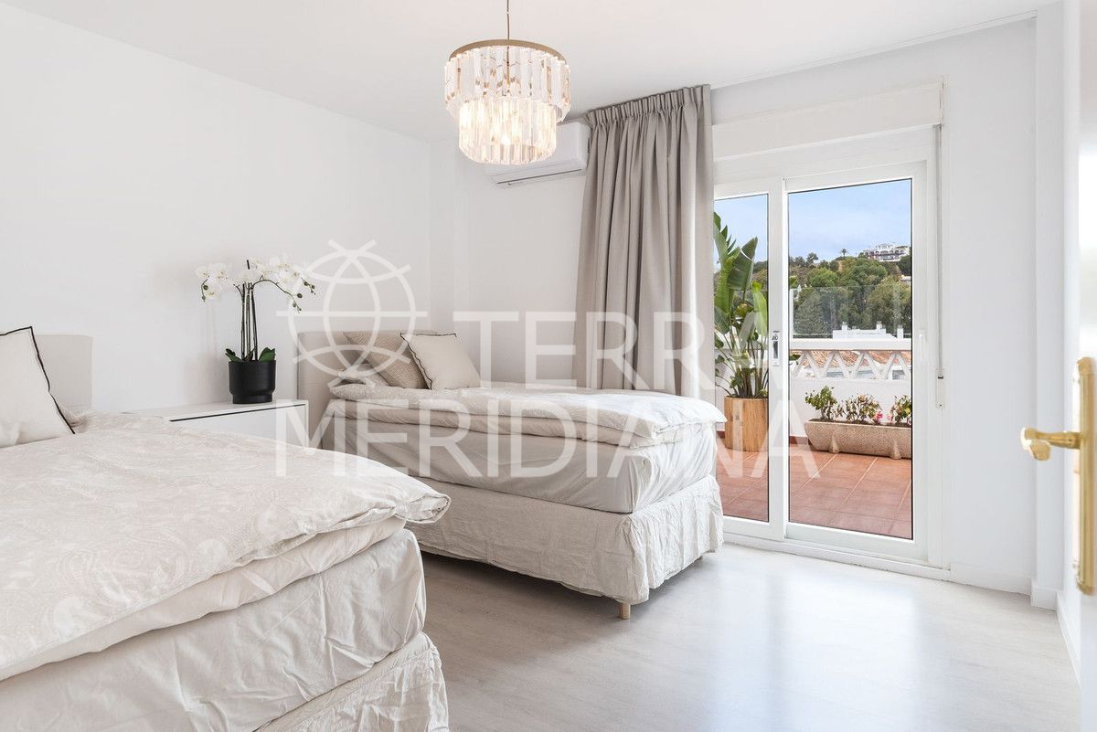Penthouse in Nueva Andalucia, Marbella