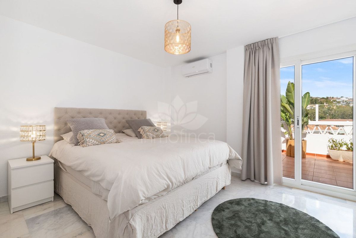 Penthouse in Nueva Andalucia, Marbella