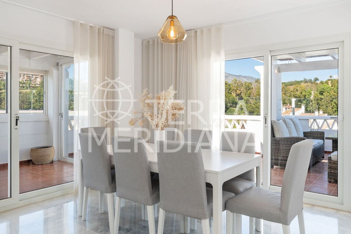 Penthouse in Nueva Andalucia, Marbella
