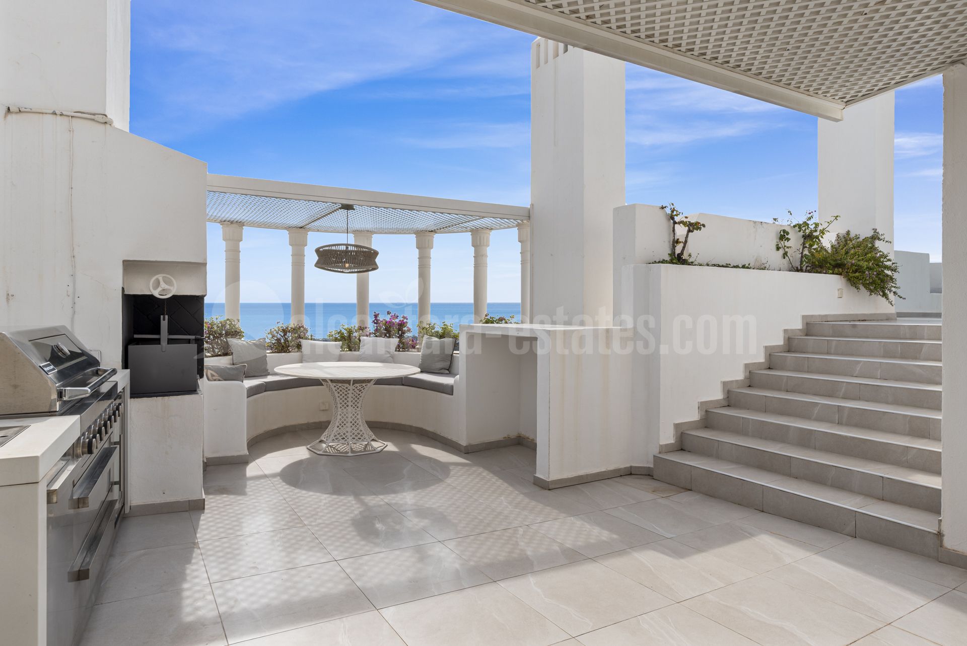 Duplex Penthouse in Marbella Golden Mile, Marbella