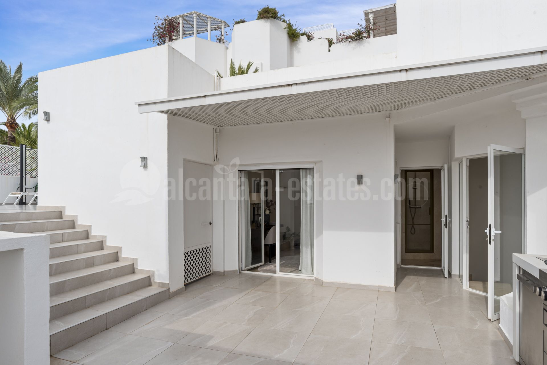 Duplex Penthouse in Marbella Golden Mile, Marbella