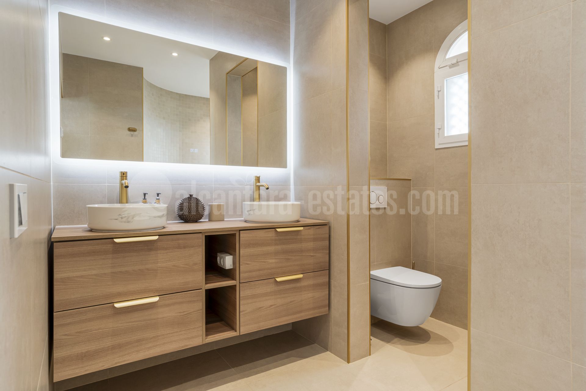 Duplex Penthouse in Marbella Golden Mile, Marbella