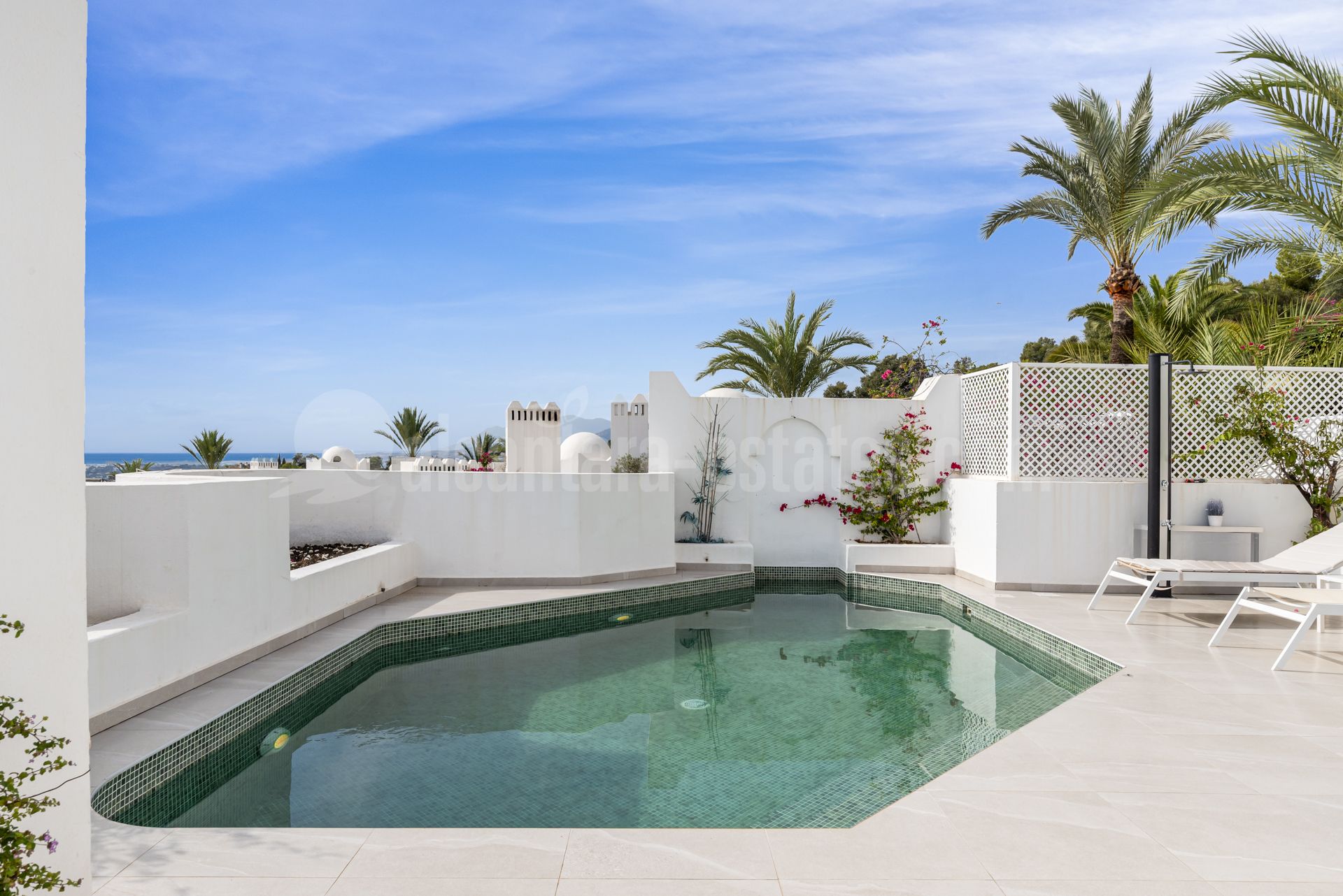 Duplex Penthouse in Marbella Golden Mile, Marbella