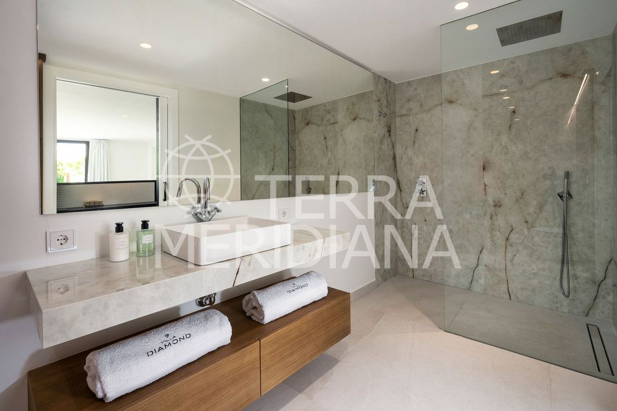 Villa in Nueva Andalucia, Marbella