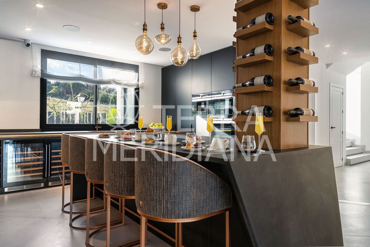 Villa in Nueva Andalucia, Marbella