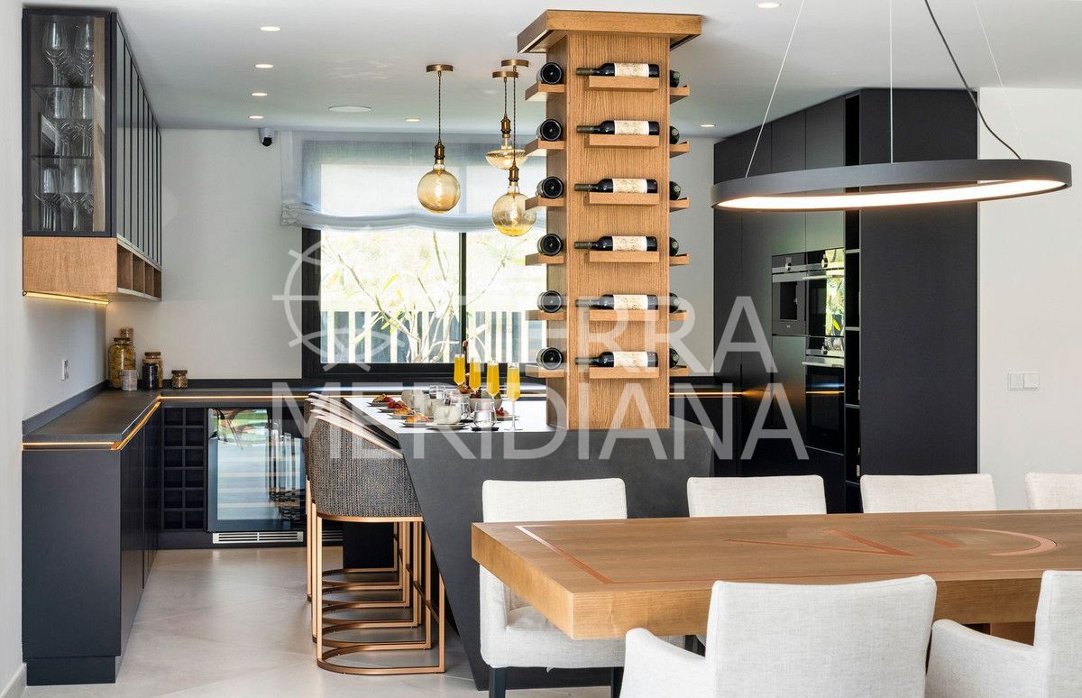 Villa in Nueva Andalucia, Marbella