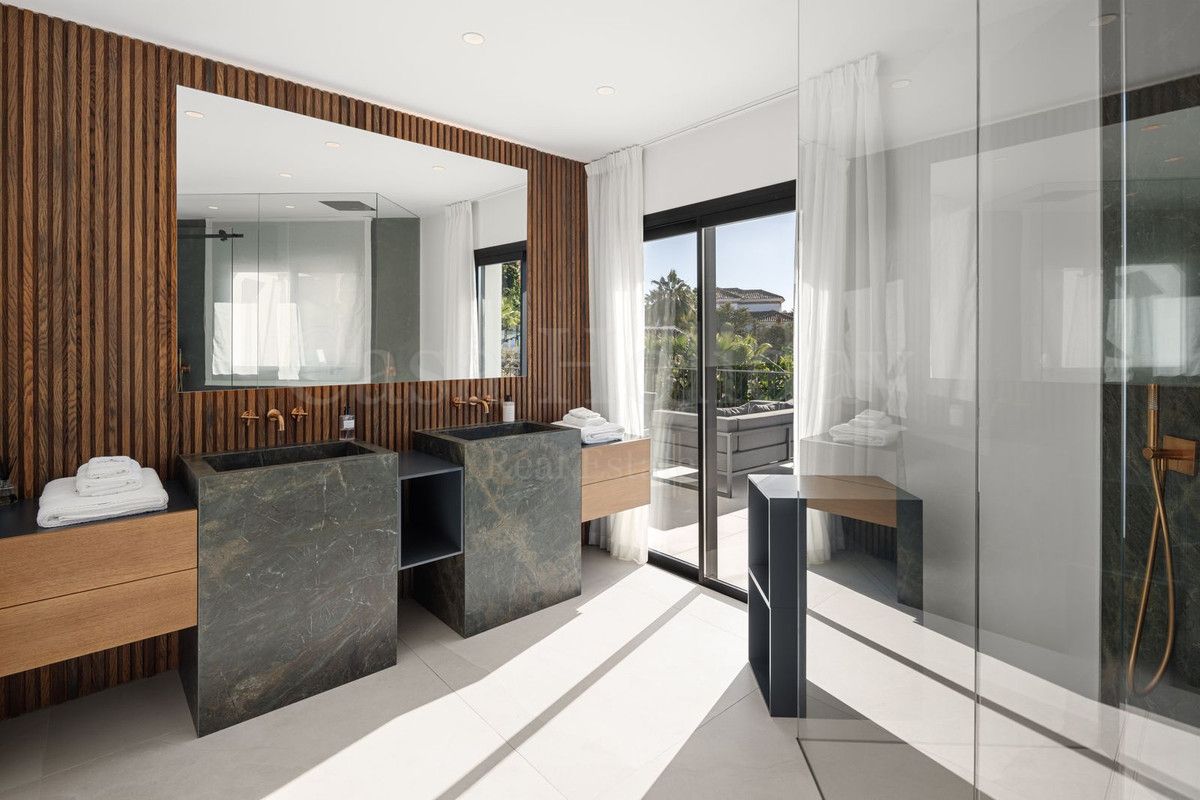 Villa en Nueva Andalucia, Marbella