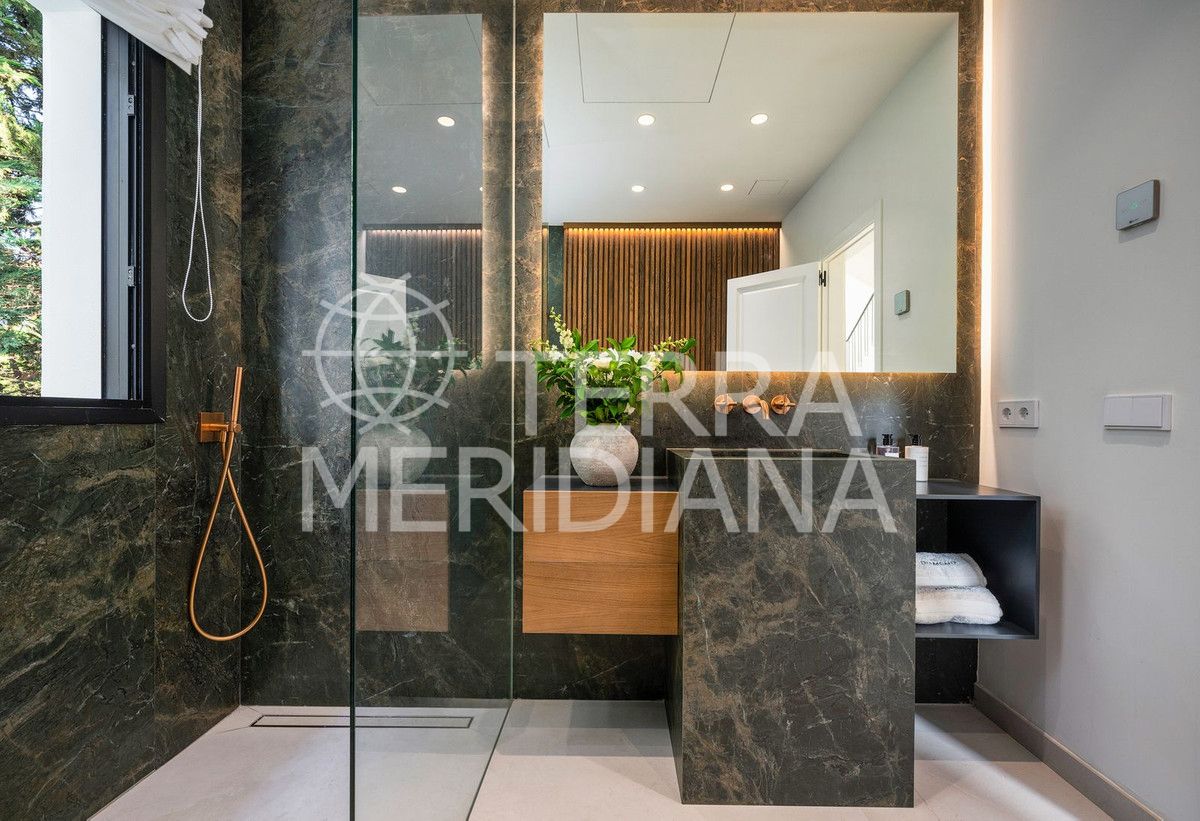 Villa in Nueva Andalucia, Marbella