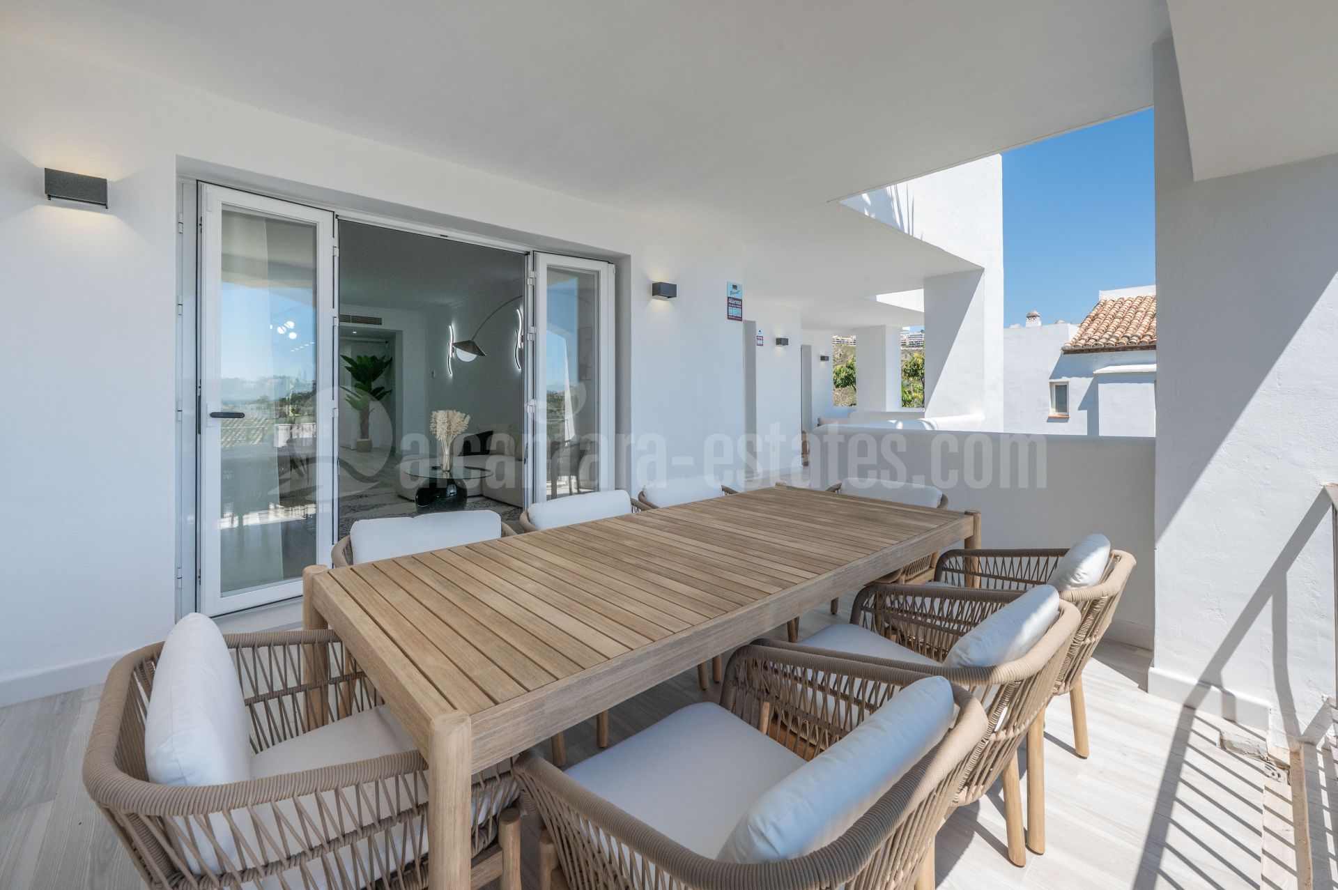 Apartamento en Altos de La Quinta, Benahavis