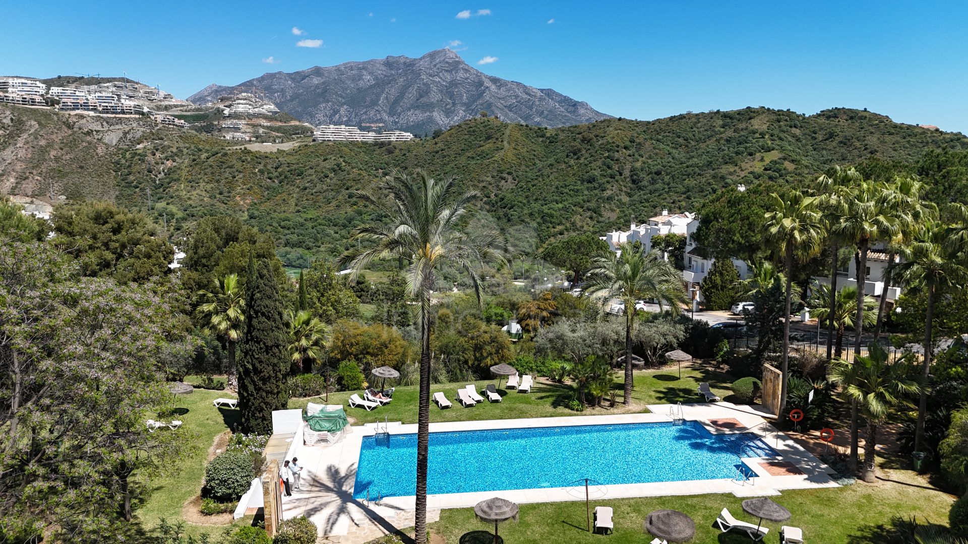 Apartamento en Altos de La Quinta, Benahavis