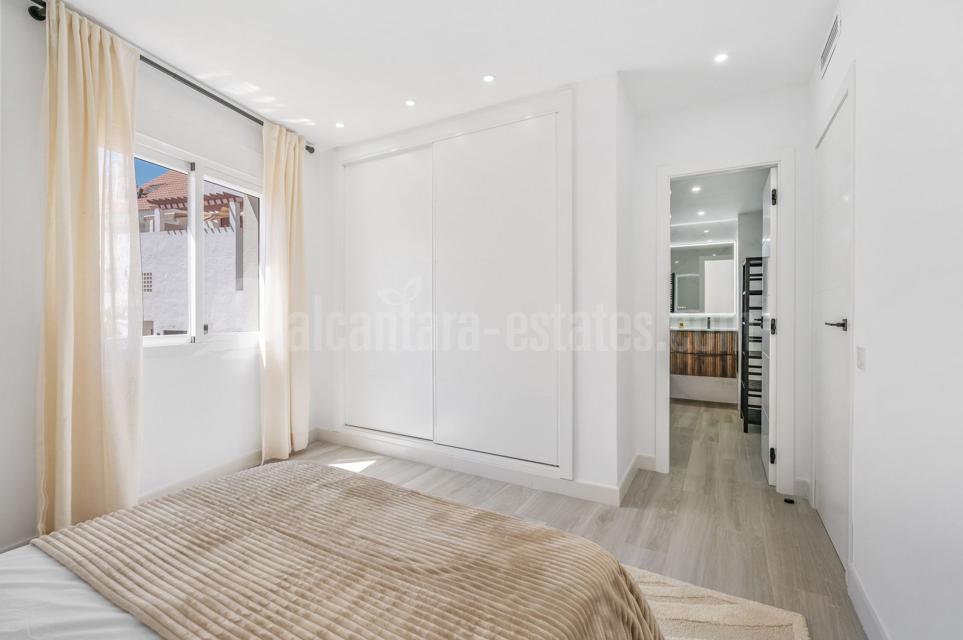 Apartamento en Puerto Golf, Marbella