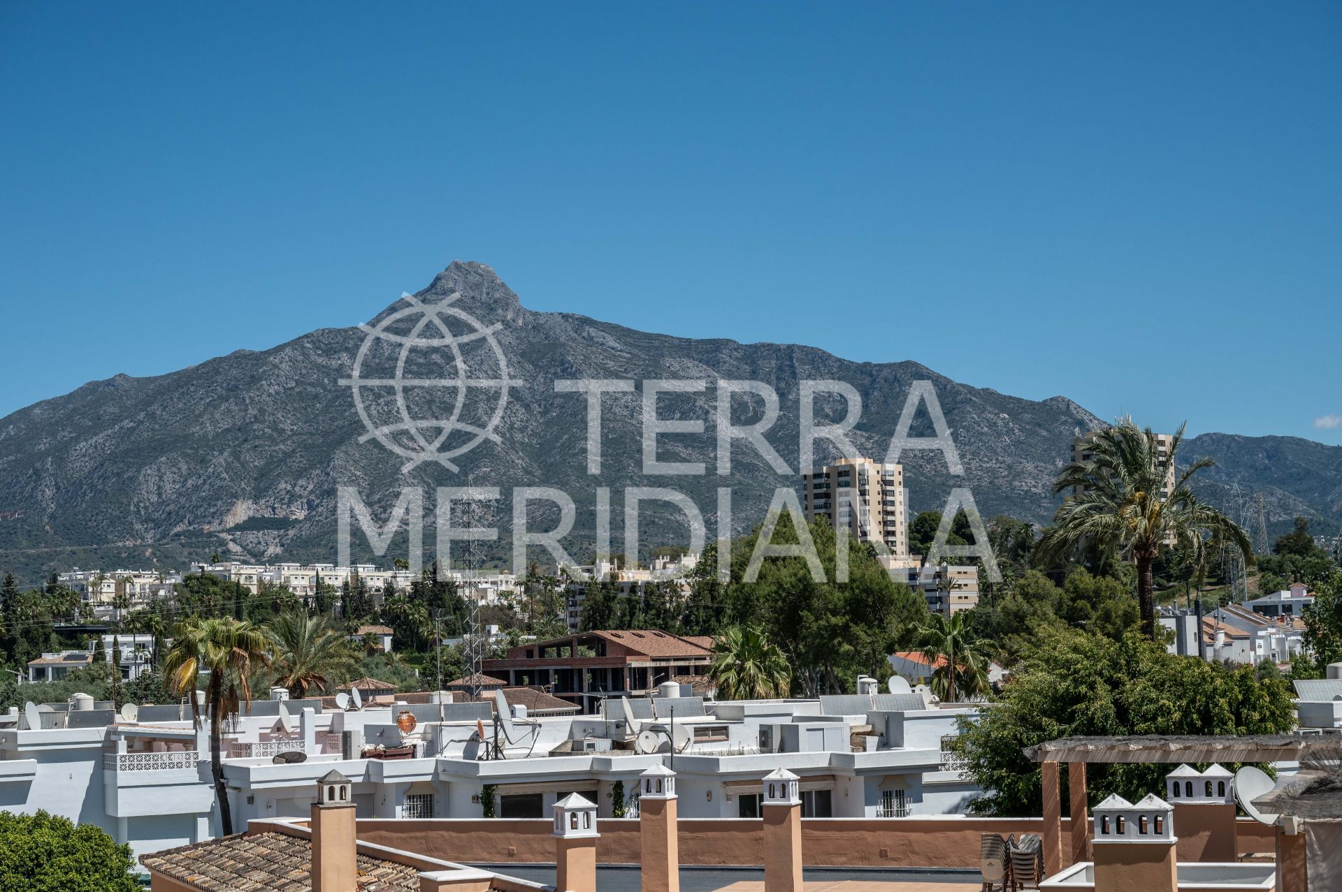 Apartment in Puerto Golf, Marbella