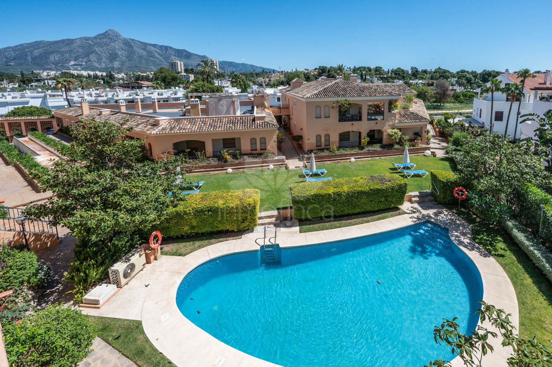 Apartment in Puerto Golf, Marbella