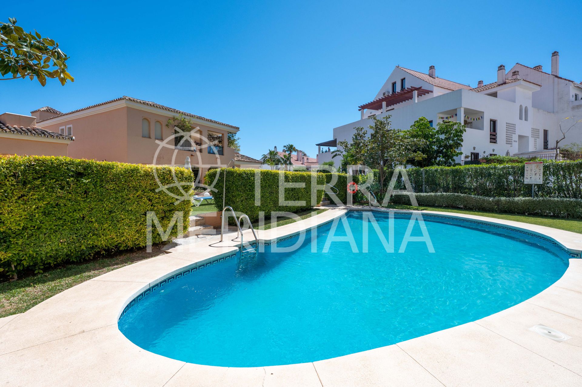 Apartment in Puerto Golf, Marbella