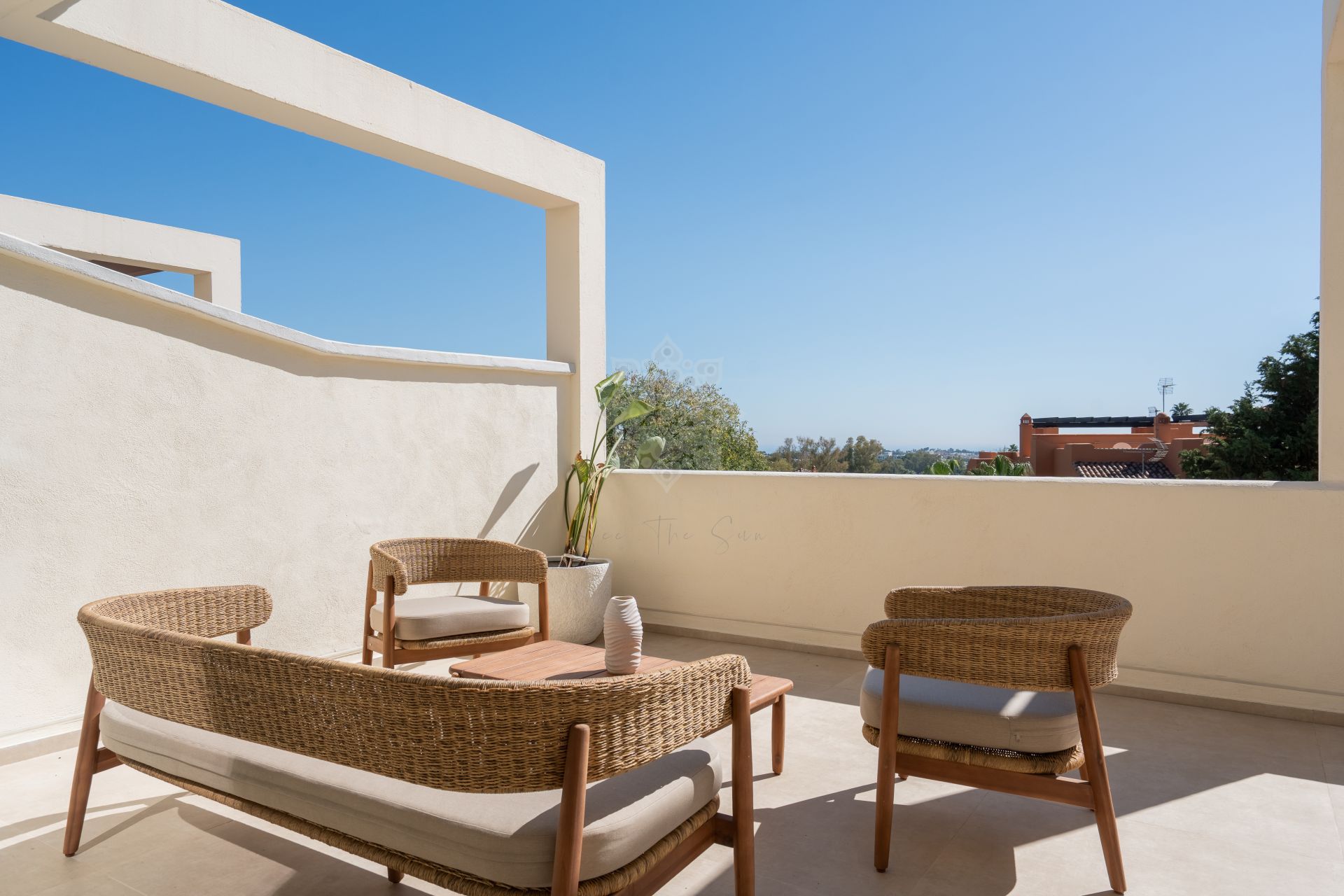 Apartment in Nueva Andalucia, Marbella