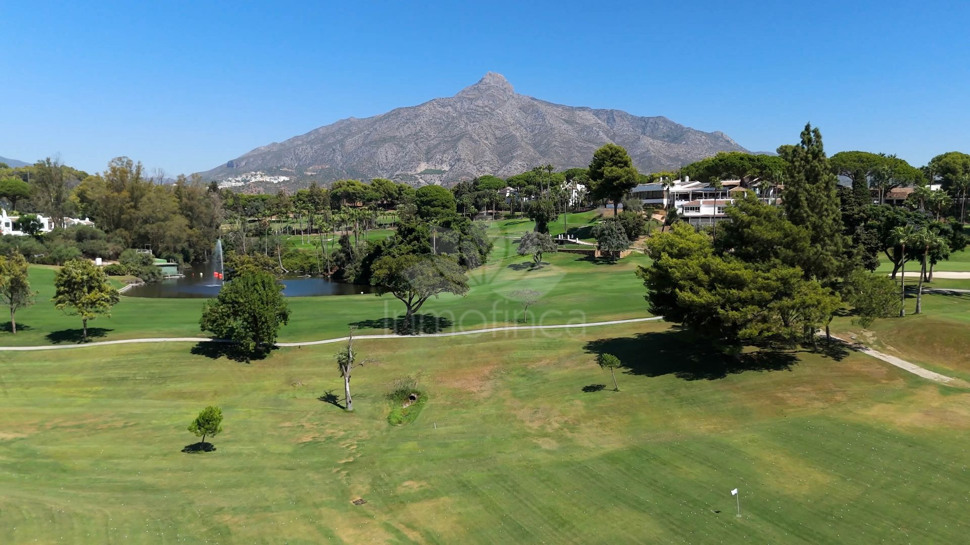 Adosado en Nueva Andalucia, Marbella