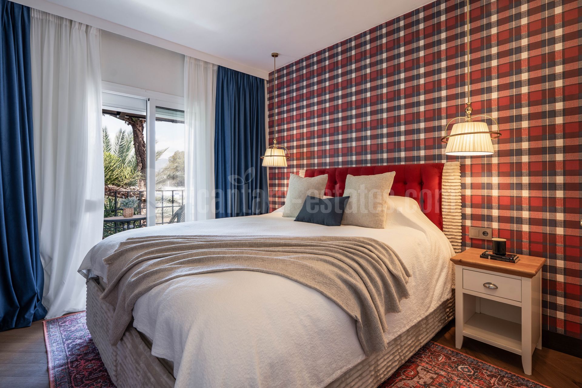 Duplex Penthouse in Alcazaba Gardens, Marbella