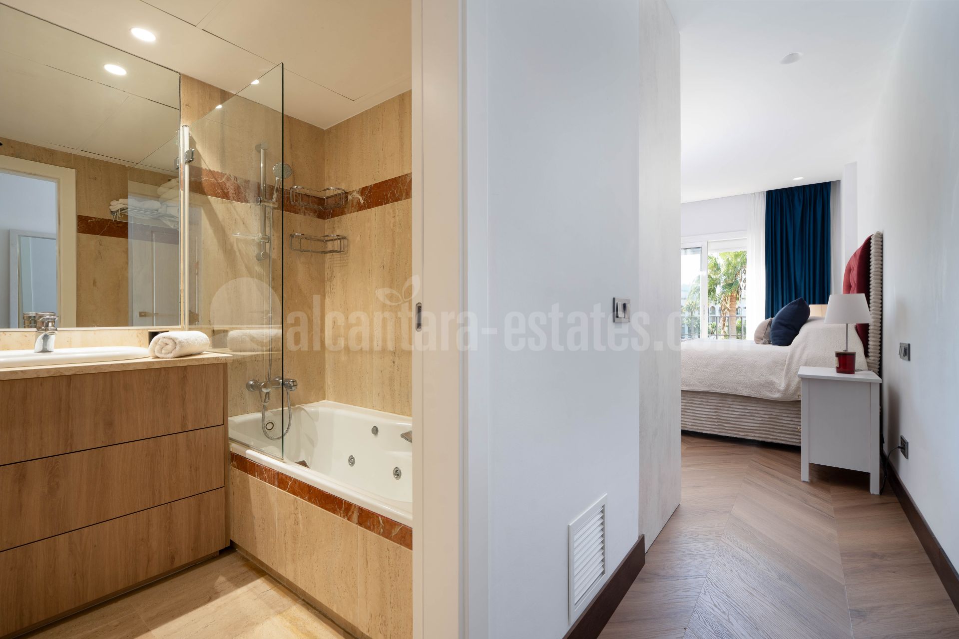 Duplex Penthouse in Alcazaba Gardens, Marbella