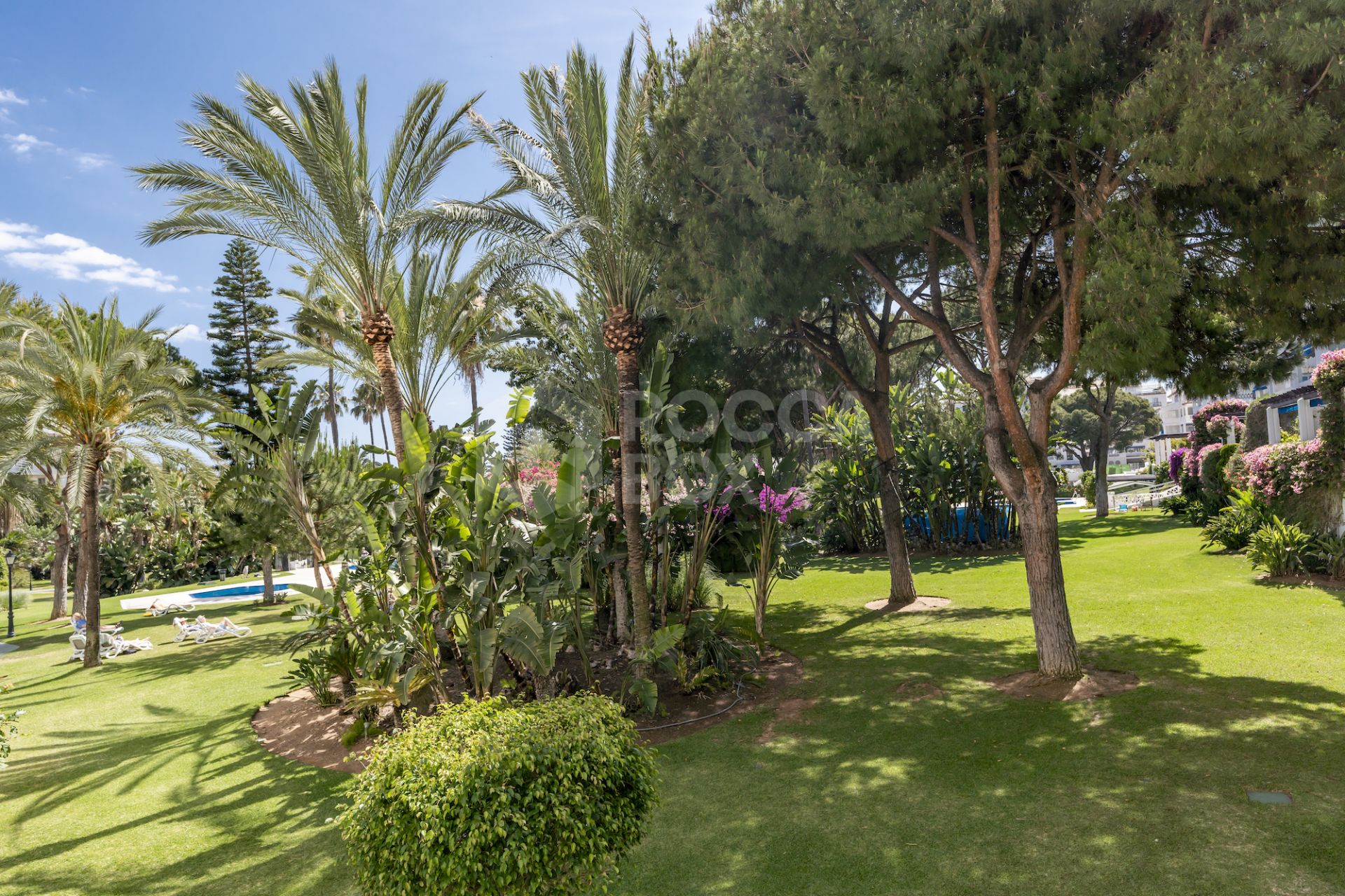 Luxurious 3-Bedroom Apartment in Malaga block, Playas del Duque, Puerto Banus, Marbella