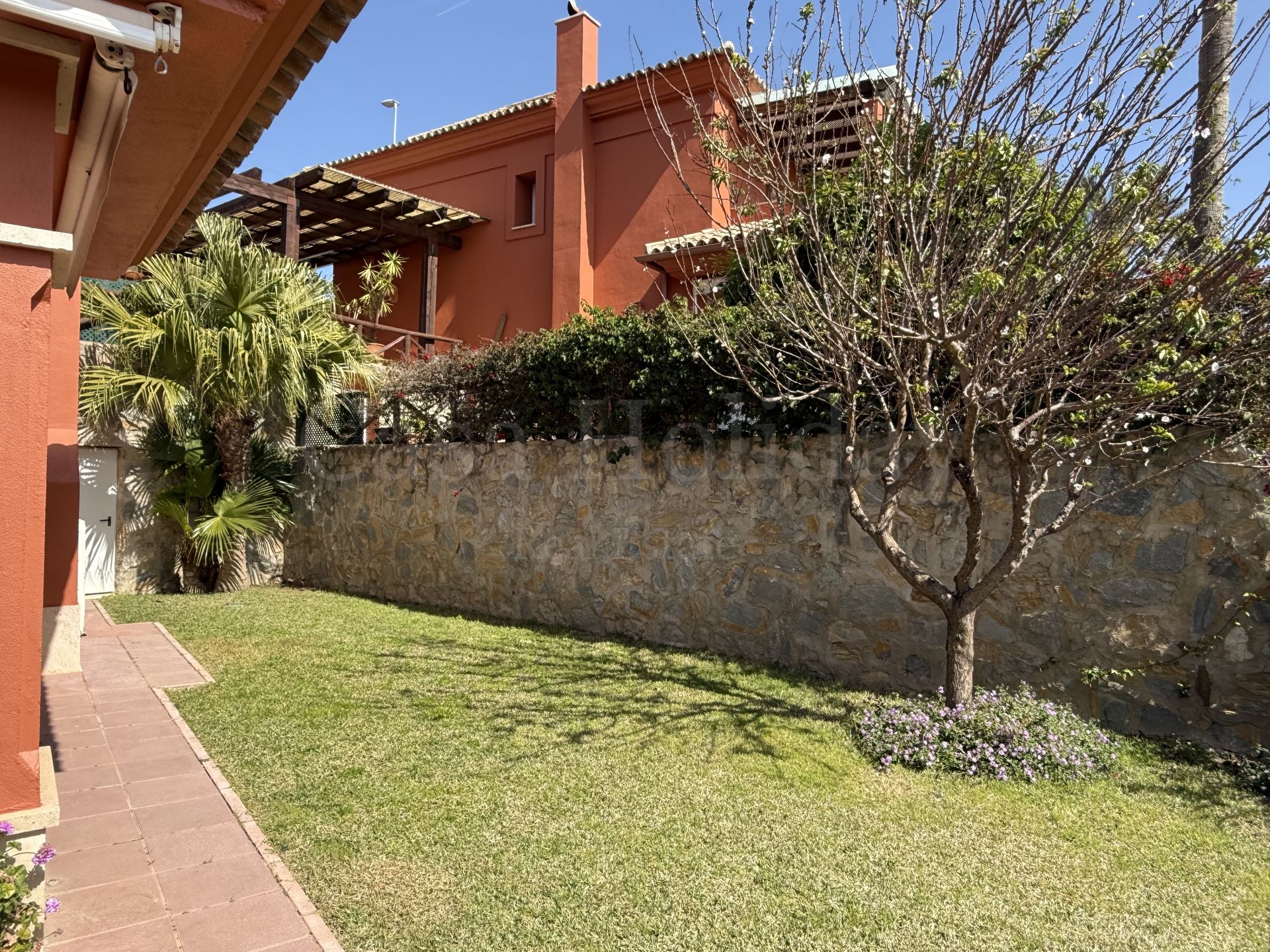 Town House in Santa Clara, Marbella