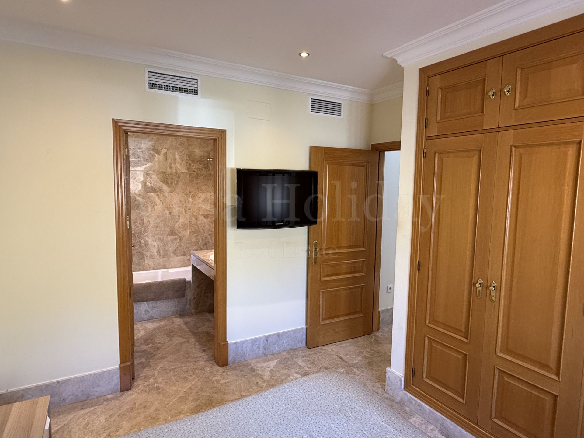 Town House in Santa Clara, Marbella