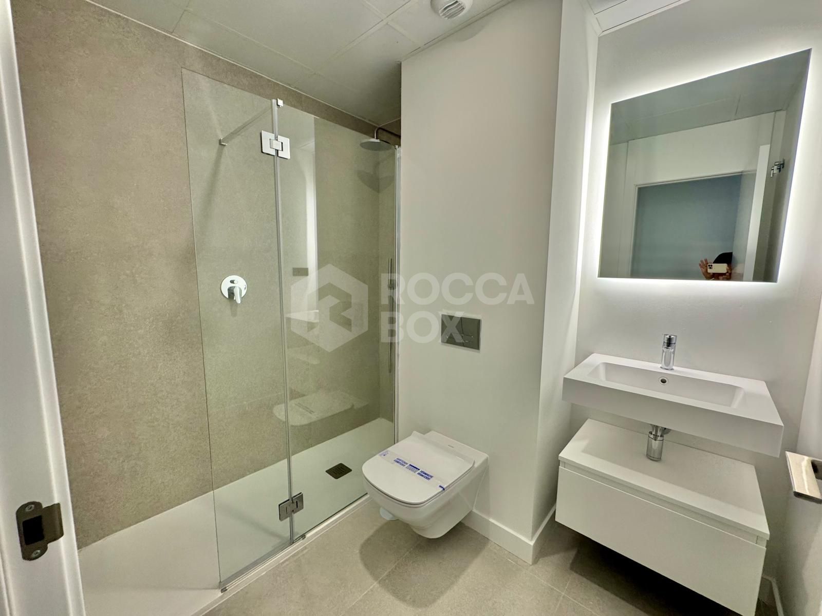 Exclusive 3-Bedroom Luxury Apartment in the Elevated Area of Los Monteros, One of the Most Prestigious Residential Zones in East Marbella