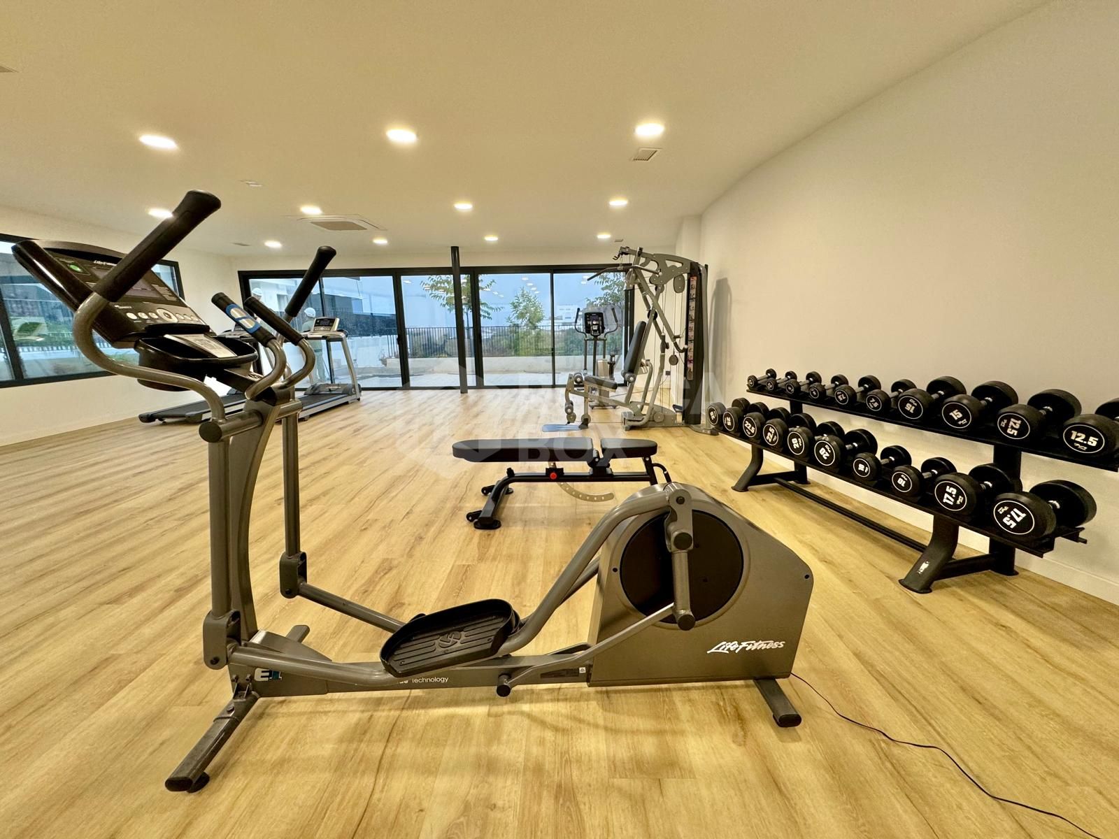 Exclusive 3-Bedroom Luxury Apartment in the Elevated Area of Los Monteros, One of the Most Prestigious Residential Zones in East Marbella