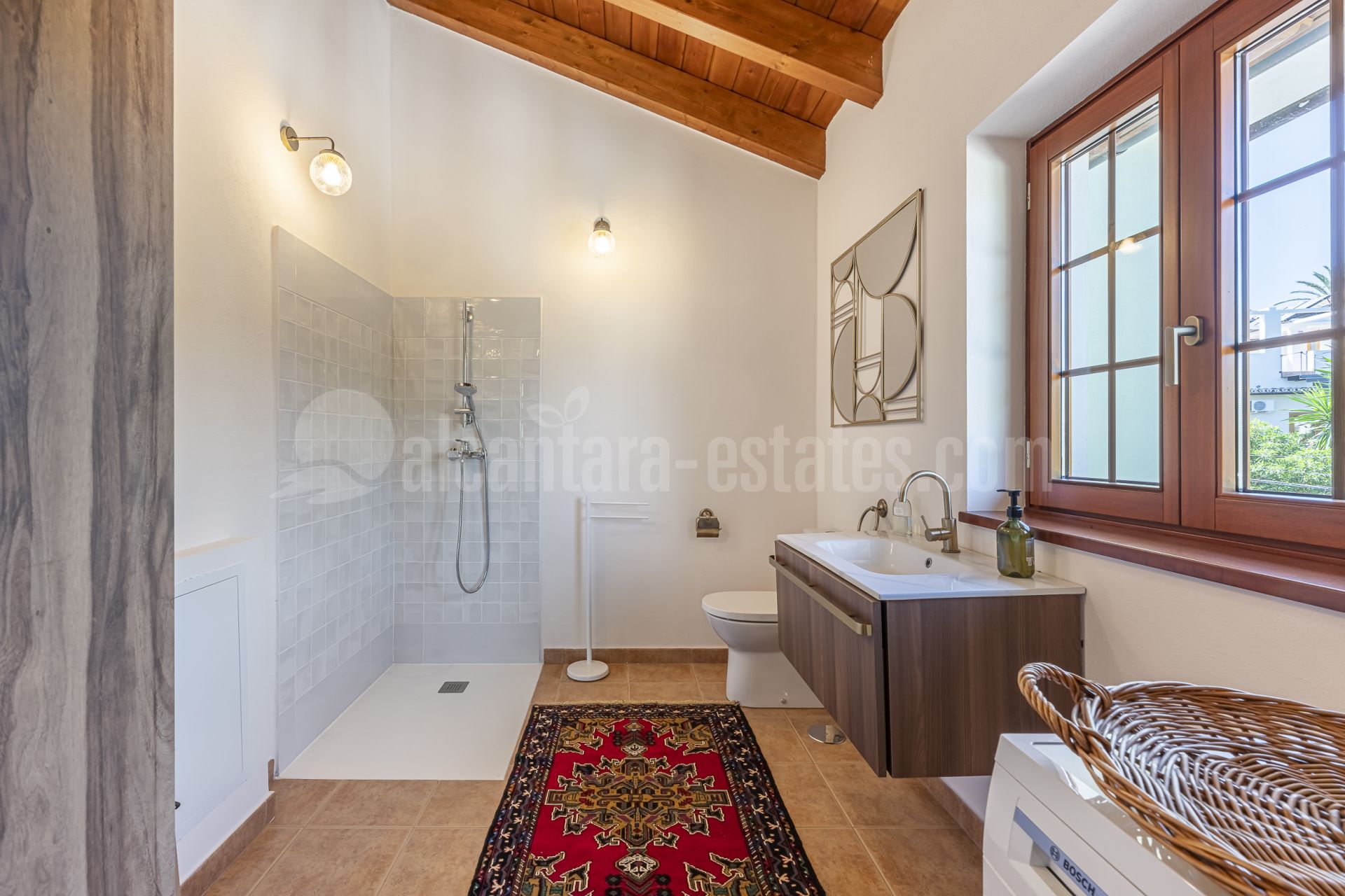 Villa in El Rosario, Marbella