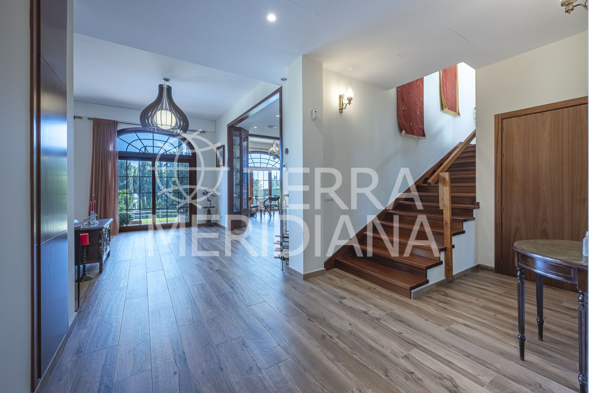 Villa in El Rosario, Marbella