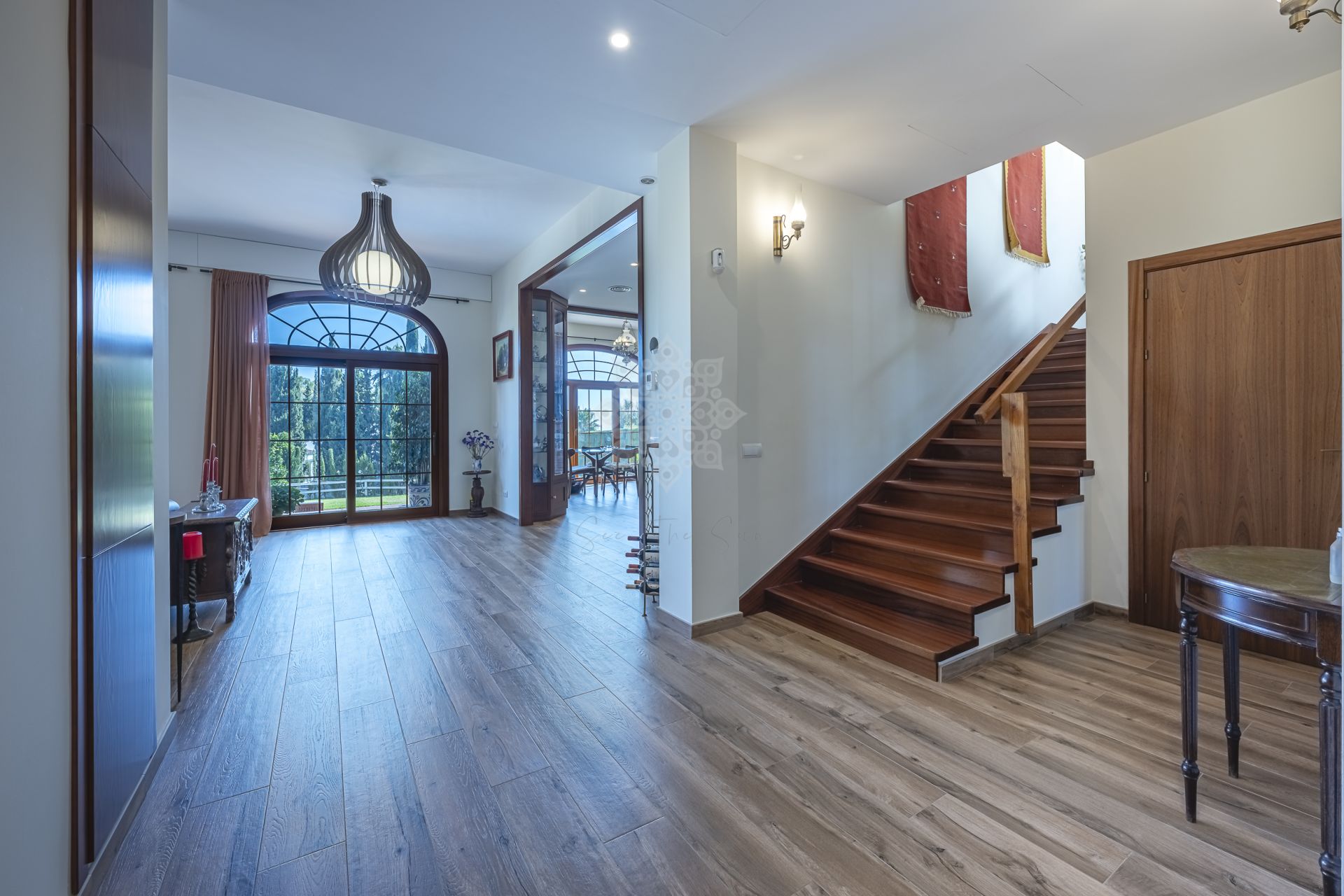 Villa en El Rosario, Marbella